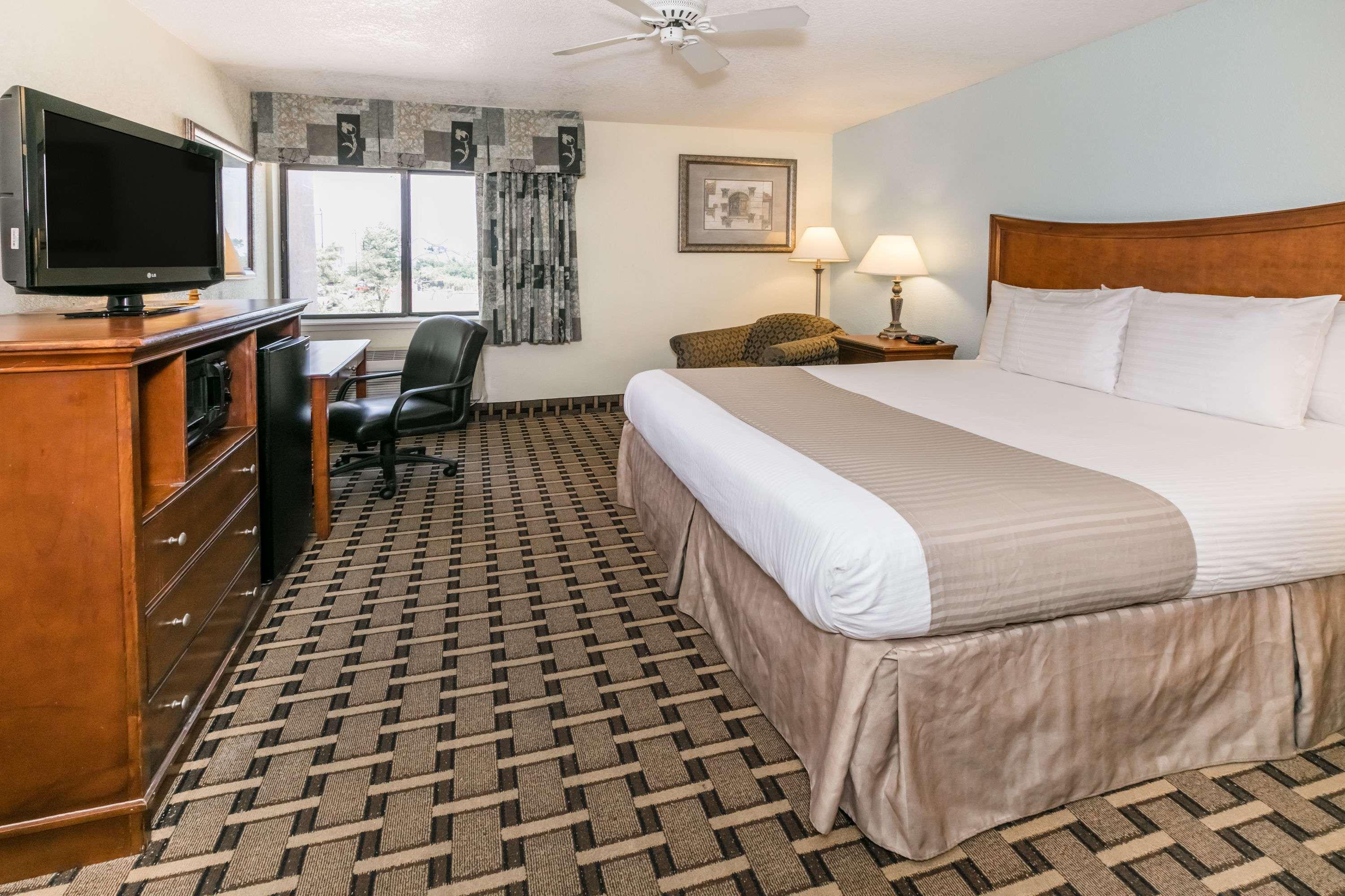 Baymont By Wyndham Arlington At Six Flags Dr Ξενοδοχείο Εξωτερικό φωτογραφία
