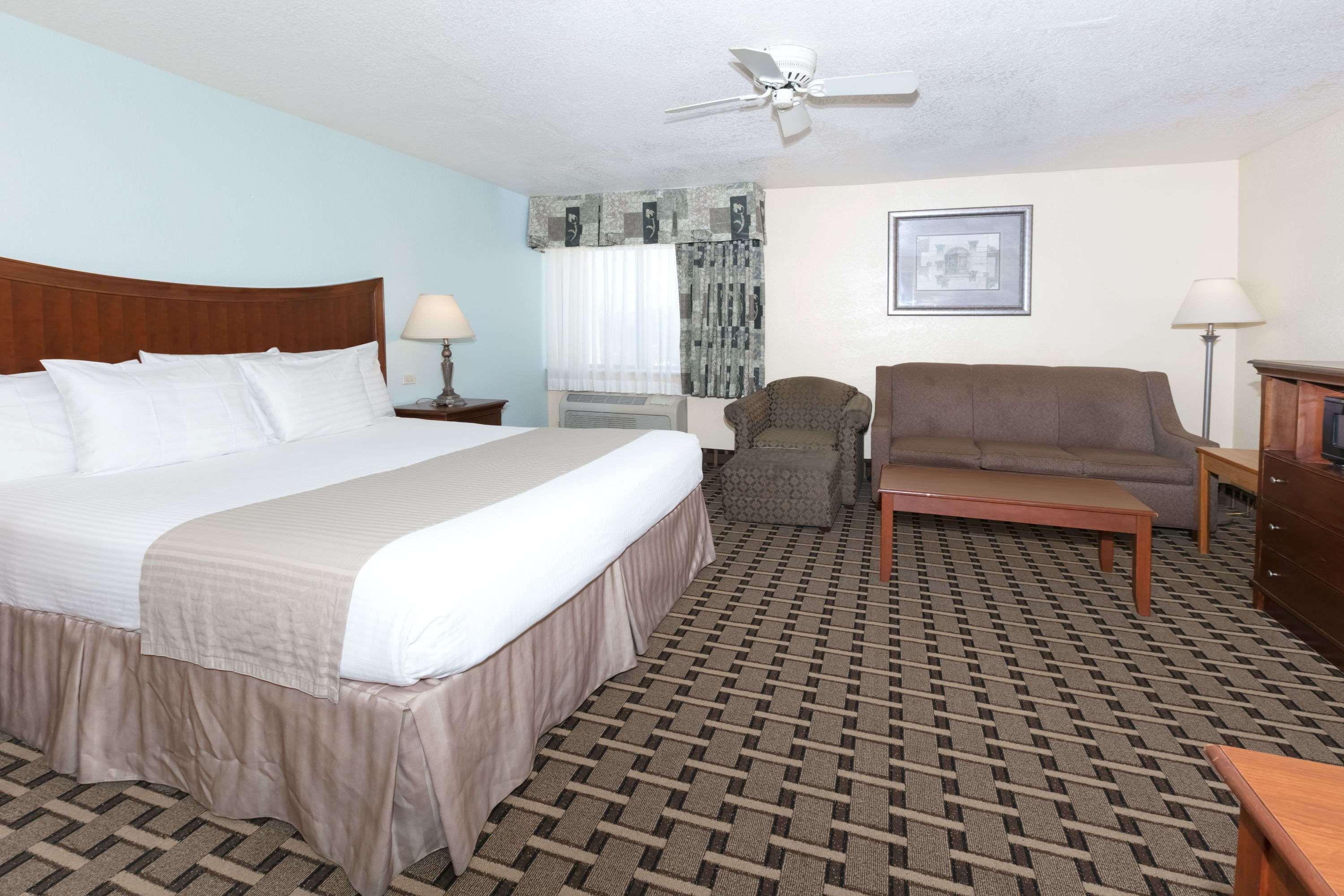 Baymont By Wyndham Arlington At Six Flags Dr Ξενοδοχείο Εξωτερικό φωτογραφία