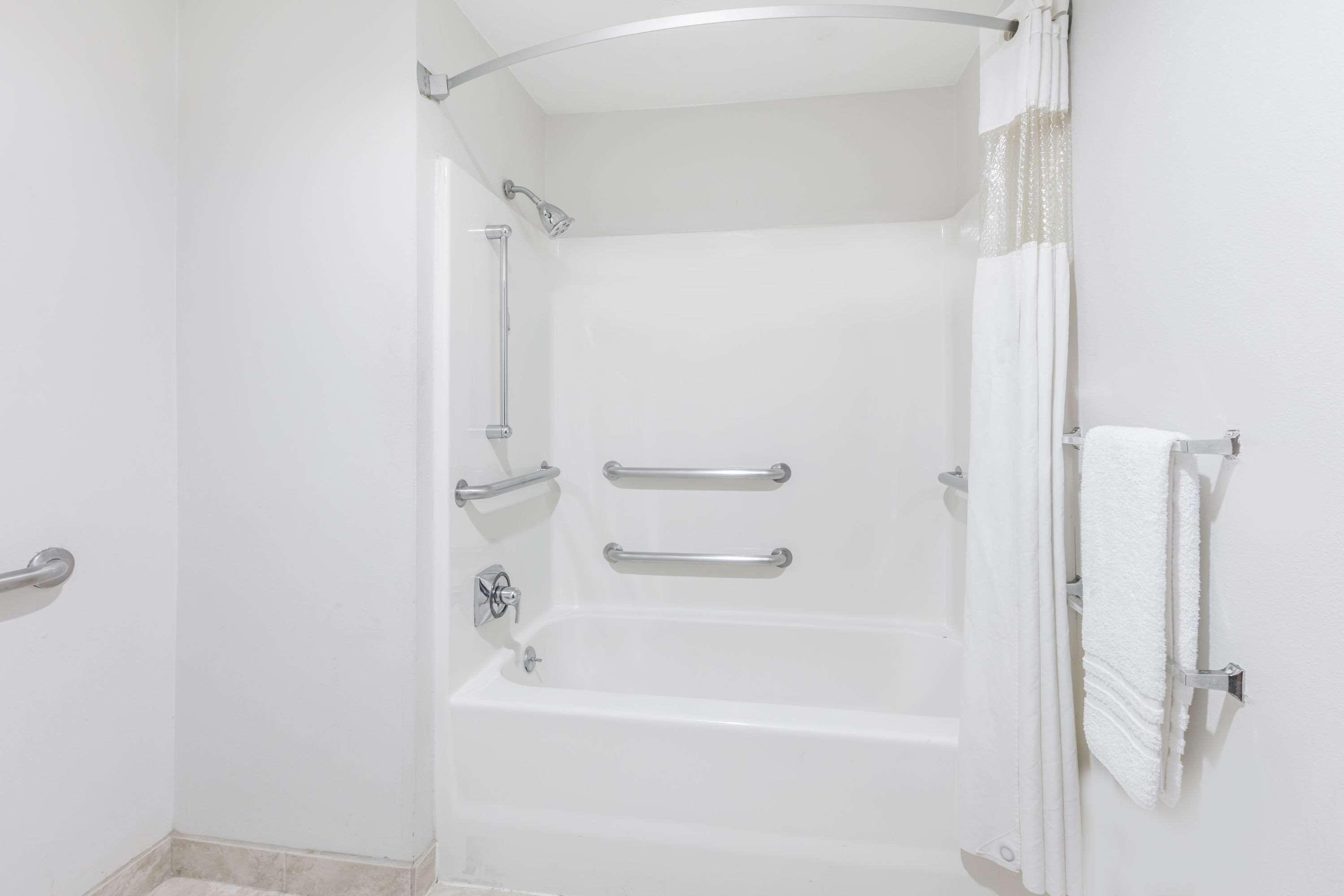 Baymont By Wyndham Arlington At Six Flags Dr Ξενοδοχείο Εξωτερικό φωτογραφία