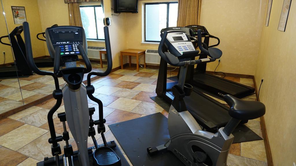 Baymont By Wyndham Arlington At Six Flags Dr Ξενοδοχείο Εξωτερικό φωτογραφία